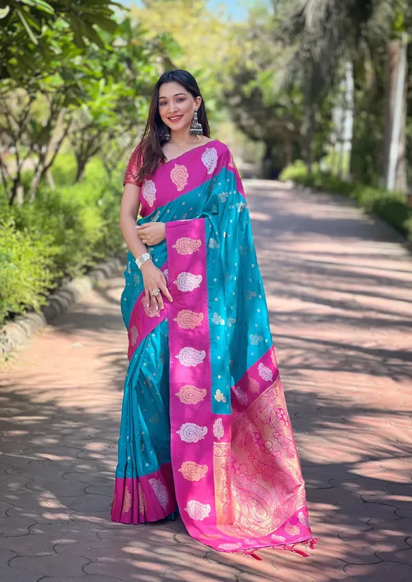 Blue_Art_Silk_Self_Design_Kanjivaram_Saree_With_Unstitched_Blouse_For_Women