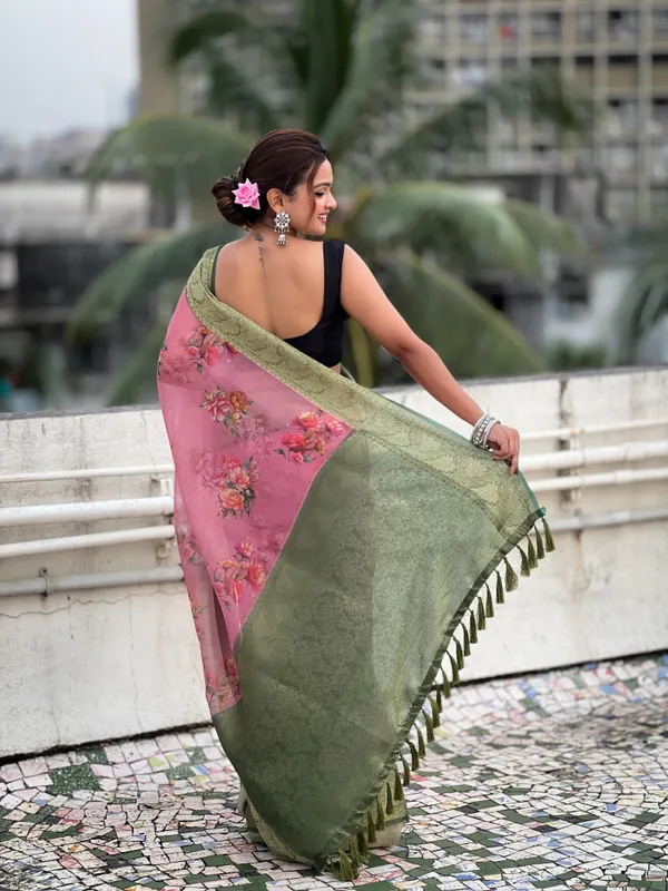 Pink_Art_Silk_Self_Design_Kanjivaram_Saree_With_Unstitched_Blouse_For_Women