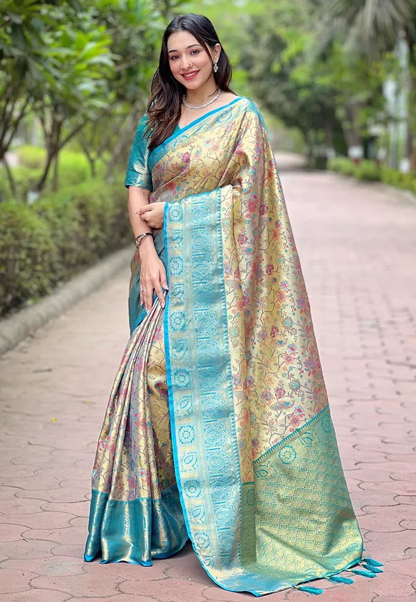 Green_Art_Silk_Self_Design_Dharmavaram_Saree_With_Unstitched_Blouse_For_Women