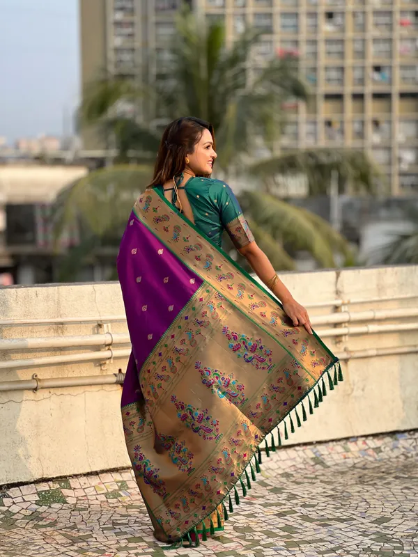 Purple_Art_Silk_Self_Design_Paithani_Saree_With_Unstitched_Blouse_For_Women