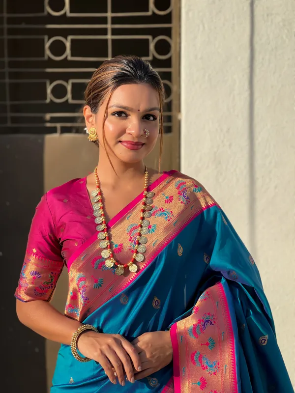 Blue_Art_Silk_Self_Design_Paithani_Saree_With_Unstitched_Blouse_For_Women