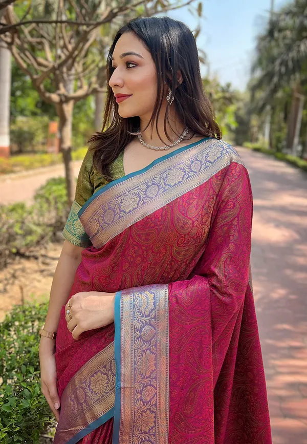 Pink_Art_Silk_Self_Design_Kanjivaram_Saree_With_Unstitched_Blouse_For_Women