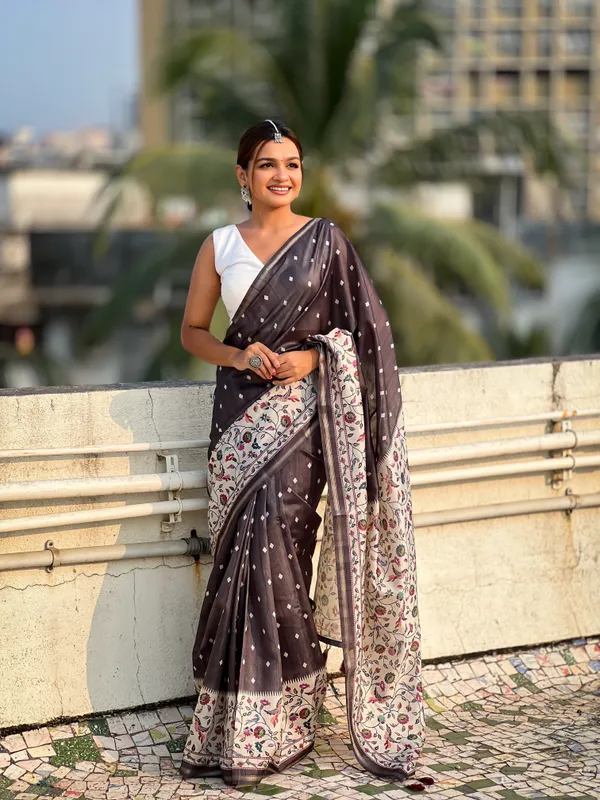 Black_Art_Silk_Self_Design_Kanjivaram_Saree_With_Unstitched_Blouse_For_Women