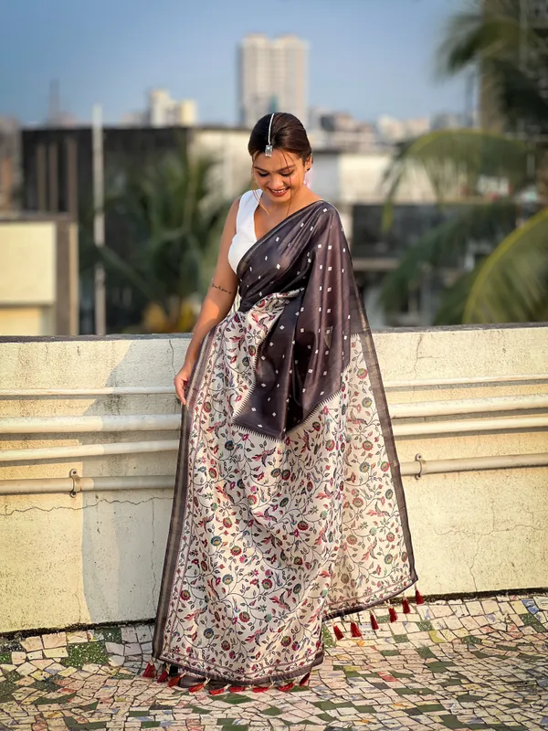 Black_Art_Silk_Self_Design_Kanjivaram_Saree_With_Unstitched_Blouse_For_Women