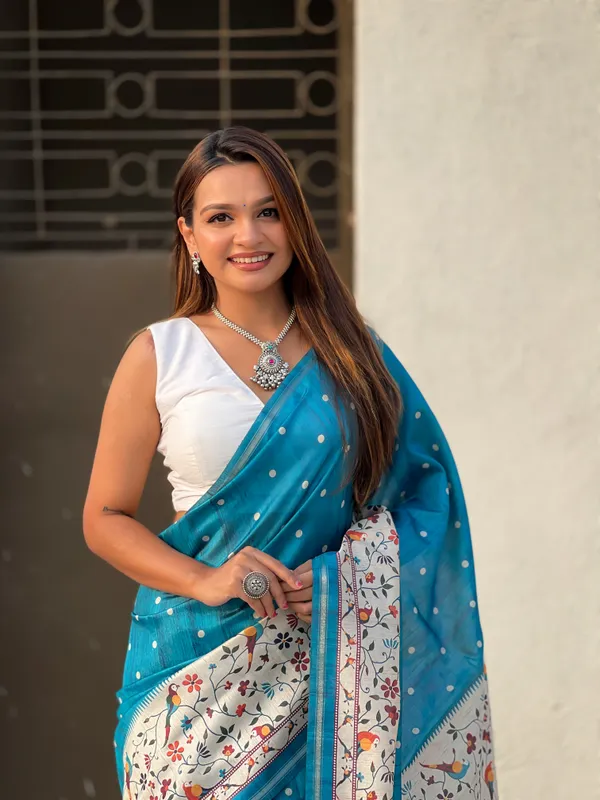 Blue_Art_Silk_Self_Design_Kanjivaram_Saree_With_Unstitched_Blouse_For_Women