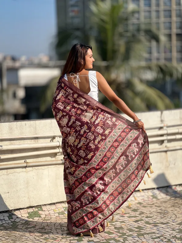Maroon_Art_Silk_Self_Design_Kanjivaram_Saree_With_Unstitched_Blouse_For_Women