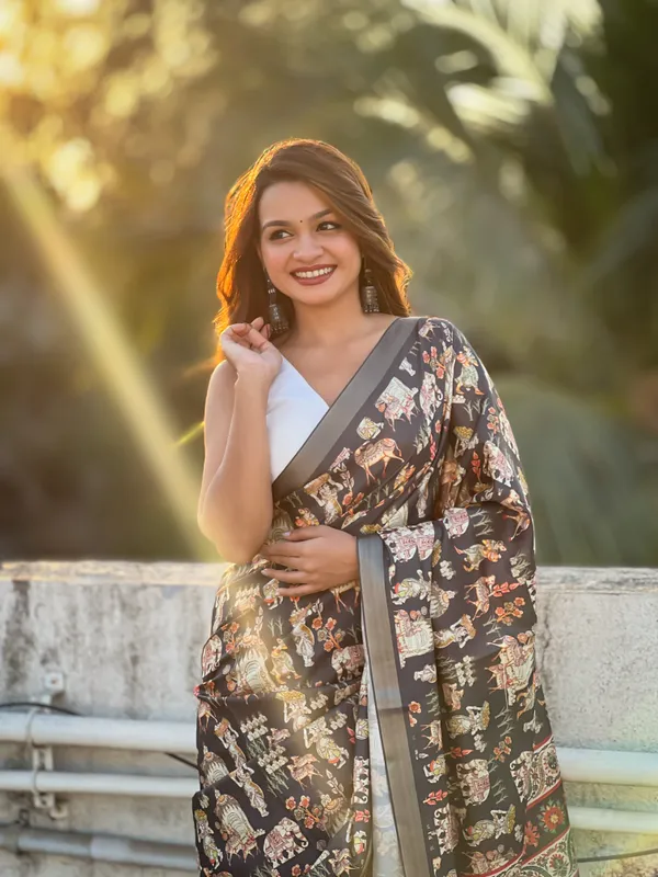 Black_Art_Silk_Self_Design_Kanjivaram_Saree_With_Unstitched_Blouse_For_Women