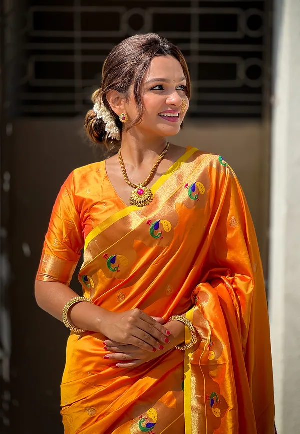 Orange_Art_Silk_Self_Design_Paithani_Saree_With_Unstitched_Blouse_For_Women