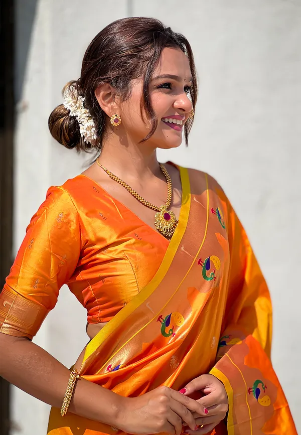 Orange_Art_Silk_Self_Design_Paithani_Saree_With_Unstitched_Blouse_For_Women