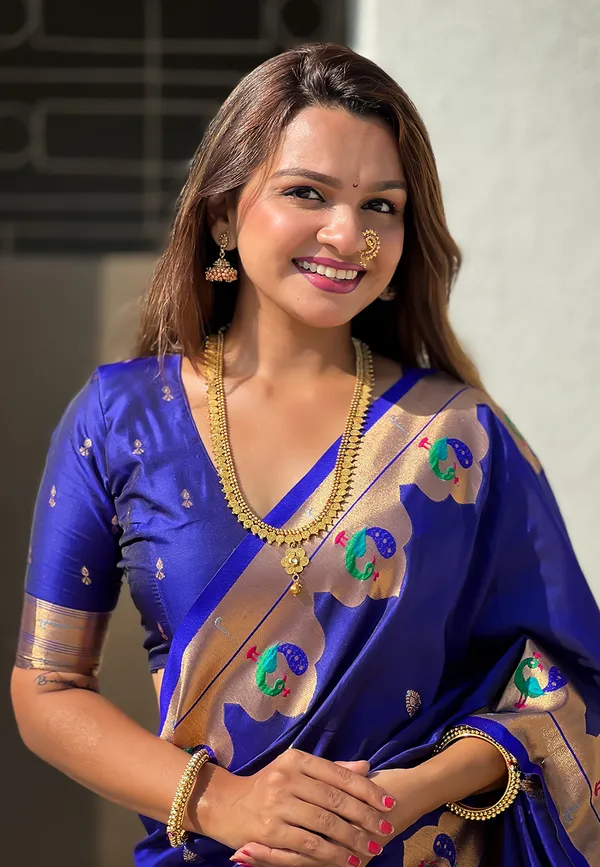 Dark_Blue_Art_Silk_Self_Design_Paithani_Saree_With_Unstitched_Blouse_For_Women