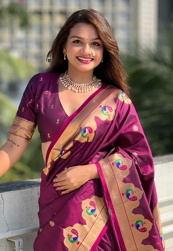 Maroon_Art_Silk_Self_Design_Paithani_Saree_With_Unstitched_Blouse_For_Women
