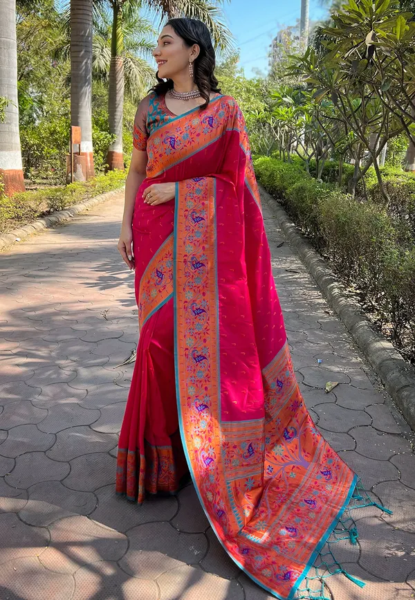 Pink_Art_Silk_Self_Design_Paithani_Saree_With_Unstitched_Blouse_For_Women