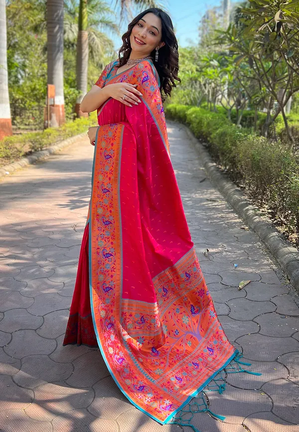 Pink_Art_Silk_Self_Design_Paithani_Saree_With_Unstitched_Blouse_For_Women