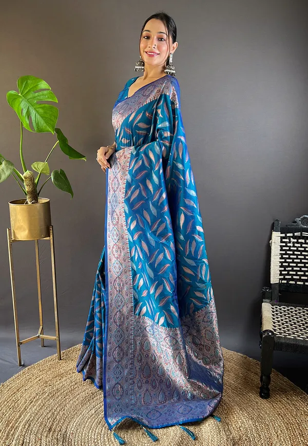 Blue_Art_Silk_Self_Design_Kanjivaram_Saree_With_Unstitched_Blouse_For_Women