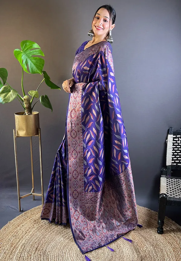 Dark_Blue_Art_Silk_Self_Design_Kanjivaram_Saree_With_Unstitched_Blouse_For_Women