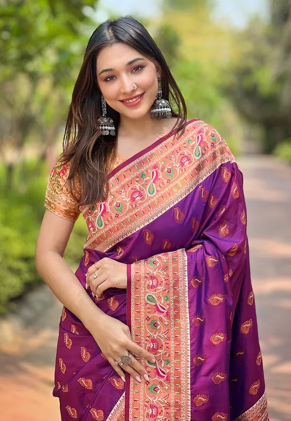 Purple_Art_Silk_Self_Design_Paithani_Saree_With_Unstitched_Blouse_For_Women