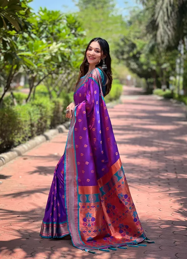 Dark_Blue_Art_Silk_Self_Design_Paithani_Saree_With_Unstitched_Blouse_For_Women