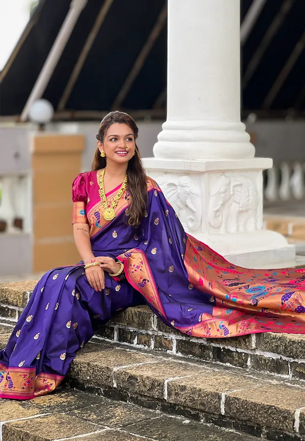 Dark_Blue_Art_Silk_Self_Design_Paithani_Saree_With_Unstitched_Blouse_For_Women