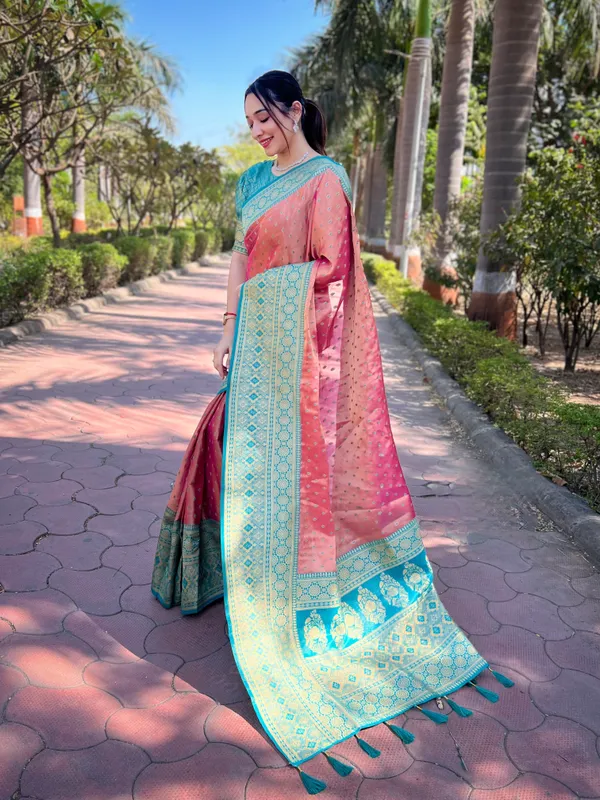 Pink_Art_Silk_Self_Design_Kanjivaram_Saree_With_Unstitched_Blouse_For_Women