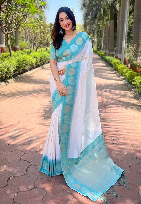 White_Art_Silk_Self_Design_Kanjivaram_Saree_With_Unstitched_Blouse_For_Women