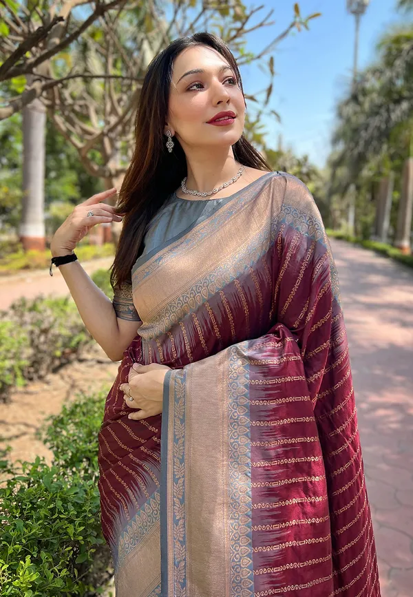 Brown_Art_Silk_Self_Design_Kanjivaram_Saree_With_Unstitched_Blouse_For_Women