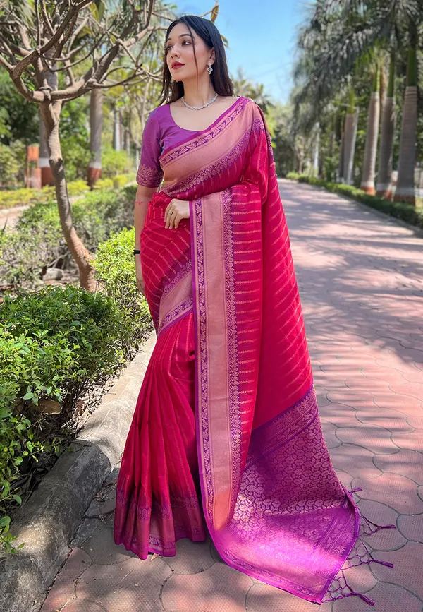 Pink_Art_Silk_Self_Design_Kanjivaram_Saree_With_Unstitched_Blouse_For_Women