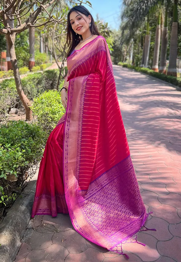 Pink_Art_Silk_Self_Design_Kanjivaram_Saree_With_Unstitched_Blouse_For_Women