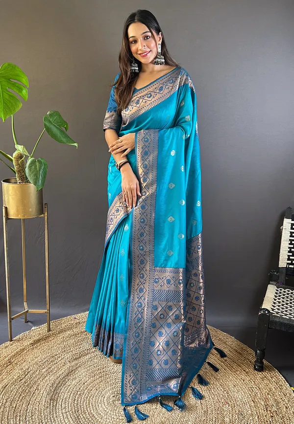 Blue_Art_Silk_Self_Design_Kanjivaram_Saree_With_Unstitched_Blouse_For_Women