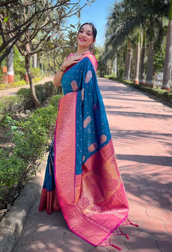Blue_Art_Silk_Self_Design_Kanjivaram_Saree_With_Unstitched_Blouse_For_Women