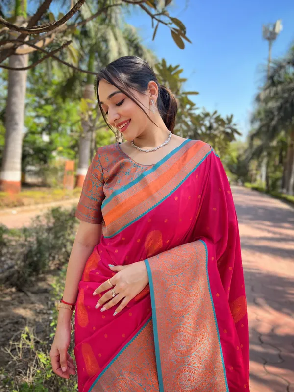Pink_Art_Silk_Self_Design_Kanjivaram_Saree_With_Unstitched_Blouse_For_Women