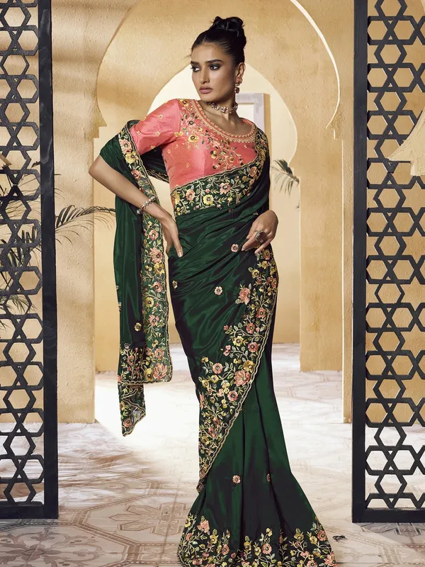 Green_Crepe_Embellished_Bollywood_Saree_With_Unstitched_Blouse_For_Women