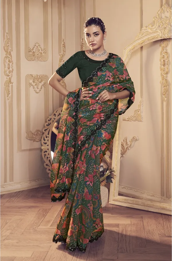 Green_Pure_Silk_Embellished_Bollywood_Saree_With_Unstitched_Blouse_For_Women