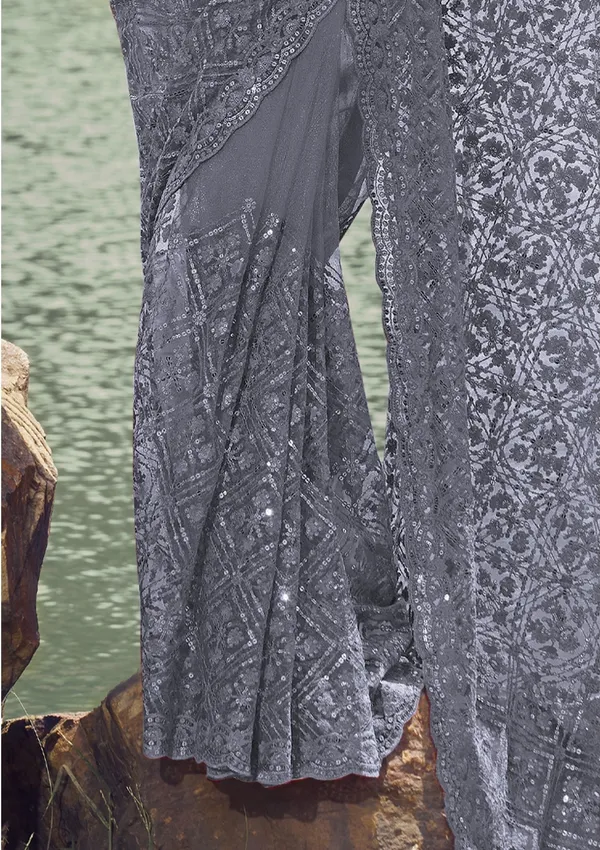 Grey_Net_Embellished_Bollywood_Saree_With_Unstitched_Blouse_For_Women