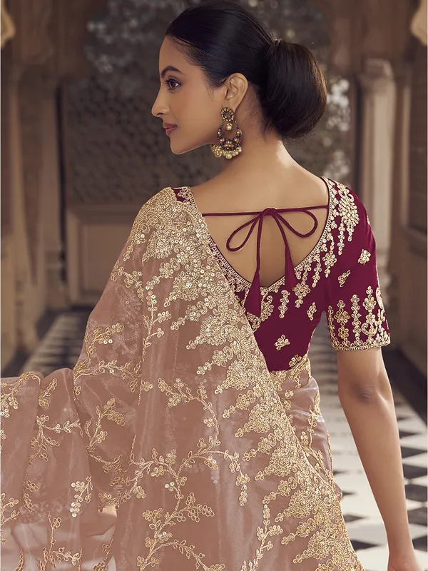 Pink_Net_Embellished_Bollywood_Saree_With_Unstitched_Blouse_For_Women