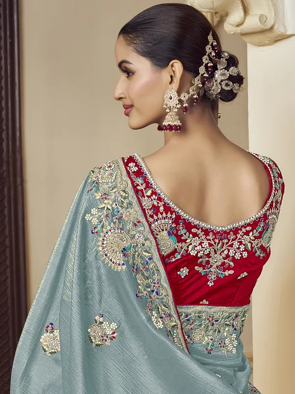 Blue_Georgette_Embellished_Bollywood_Saree_With_Unstitched_Blouse_For_Women