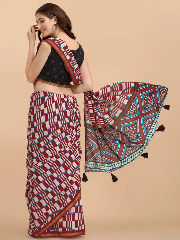 Suha_Womens_Fashion_Ethnic_Maroon_Color_Saree