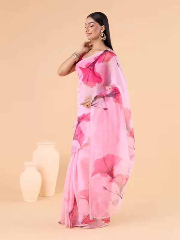 Suha_Womens_Fashion_Ethnic_Pink_Color_Saree