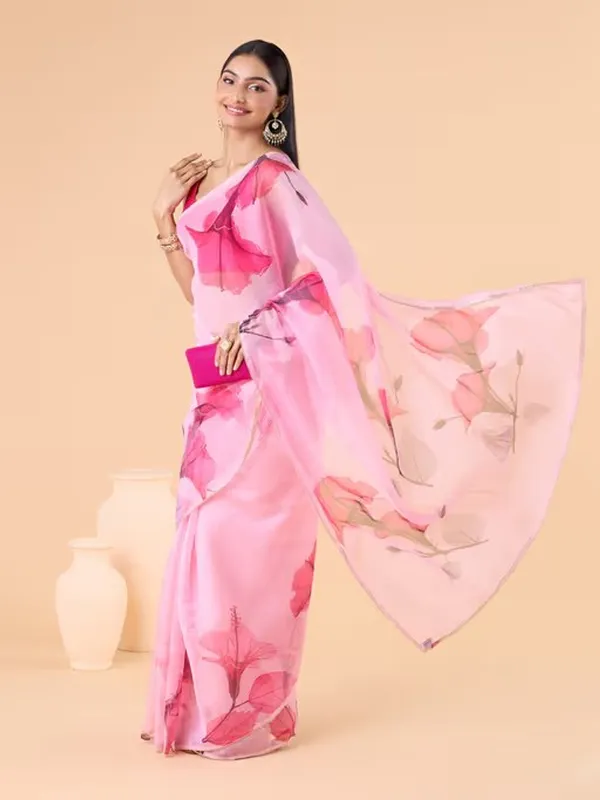 Suha_Womens_Fashion_Ethnic_Pink_Color_Saree