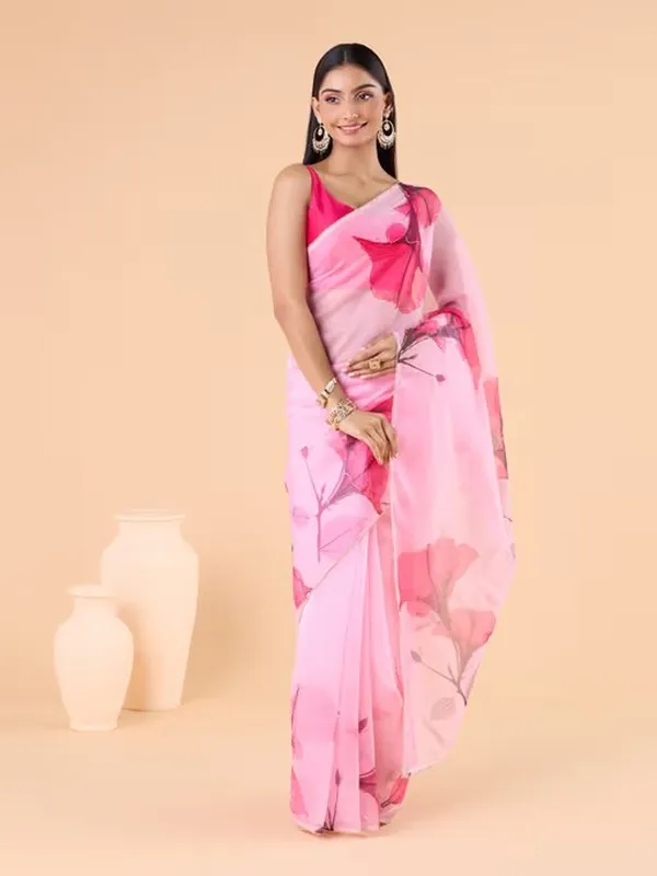 Suha_Womens_Fashion_Ethnic_Pink_Color_Saree