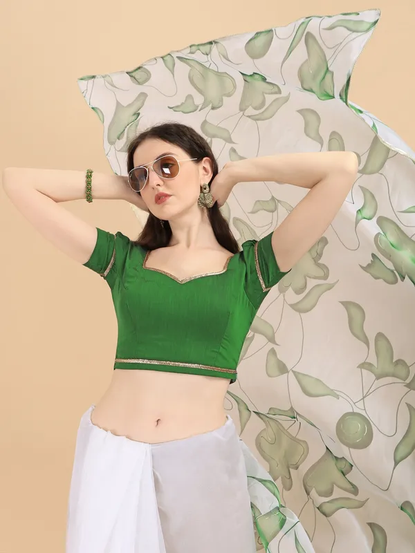 Suha_Womens_Fashion_Ethnic_Green_Color_Saree