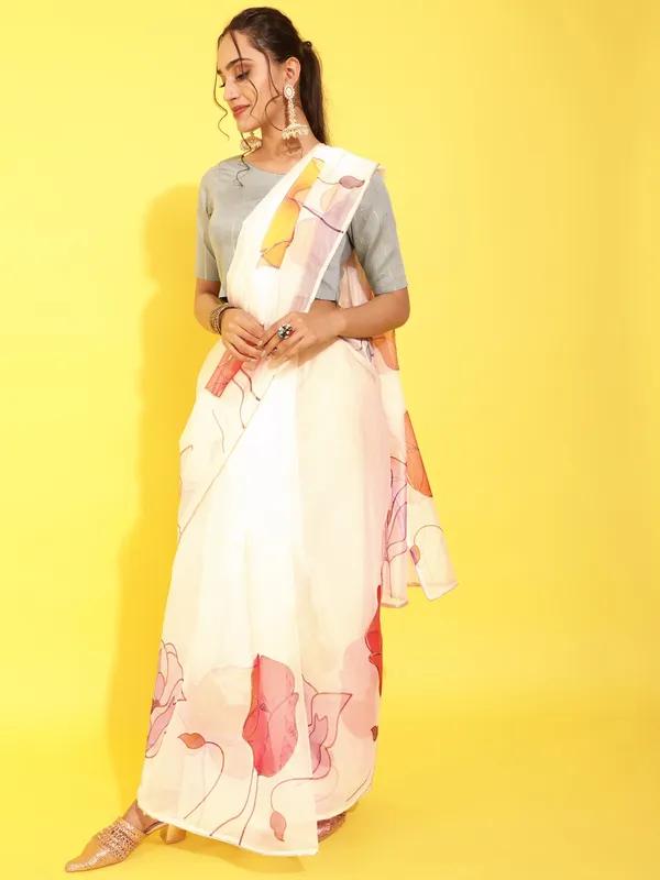 Suha_Womens_Fashion_Ethnic_White_Color_Saree