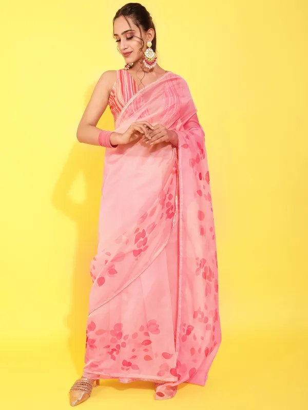 Suha_Womens_Fashion_Ethnic_Pink_Color_Saree