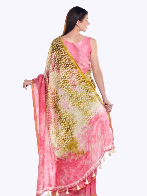 Suha_Womens_Fashion_Ethnic_Pink_Color_Saree