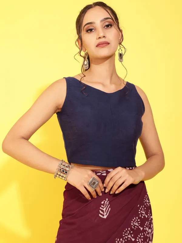 Suha_Womens_Fashion_Ethnic_Maroon_Color_Saree