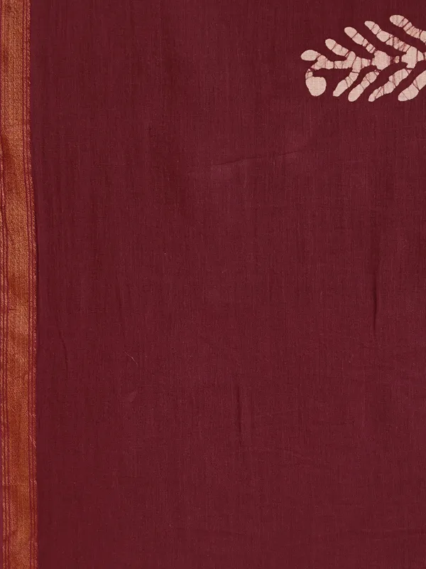 Suha_Womens_Fashion_Ethnic_Maroon_Color_Saree