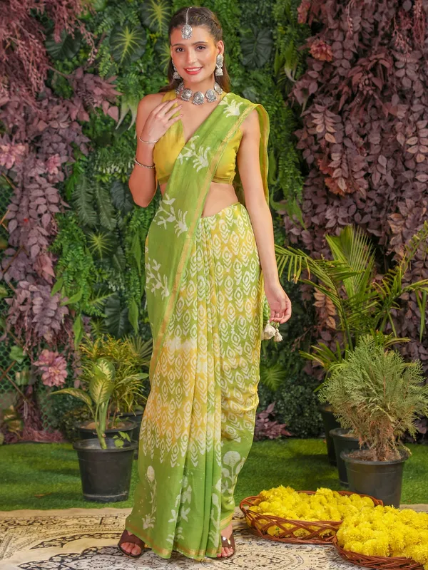 Suha_Womens_Fashion_Ethnic_Green_Color_Saree
