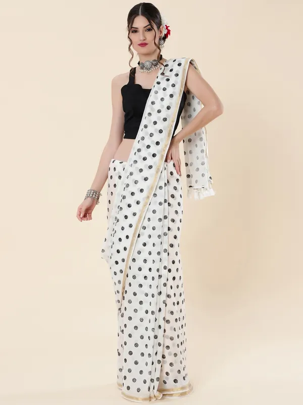 Suha_Womens_Fashion_Ethnic_White_Color_Saree