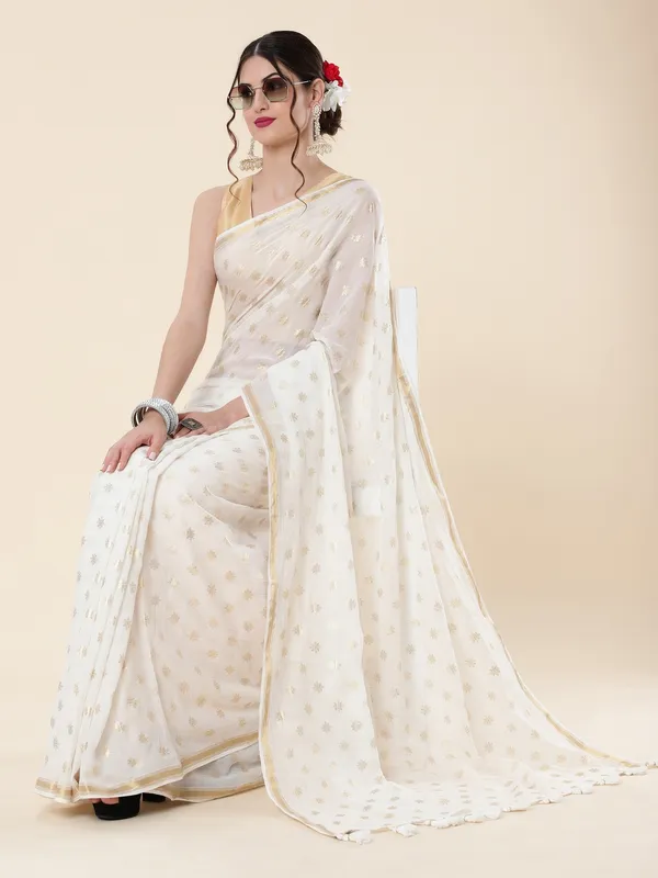Suha_Womens_Fashion_Ethnic_White_Color_Saree