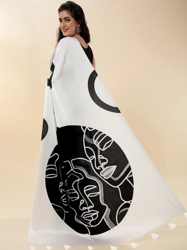 Suha_Womens_Fashion_Ethnic_Black_&_White_Color_Saree