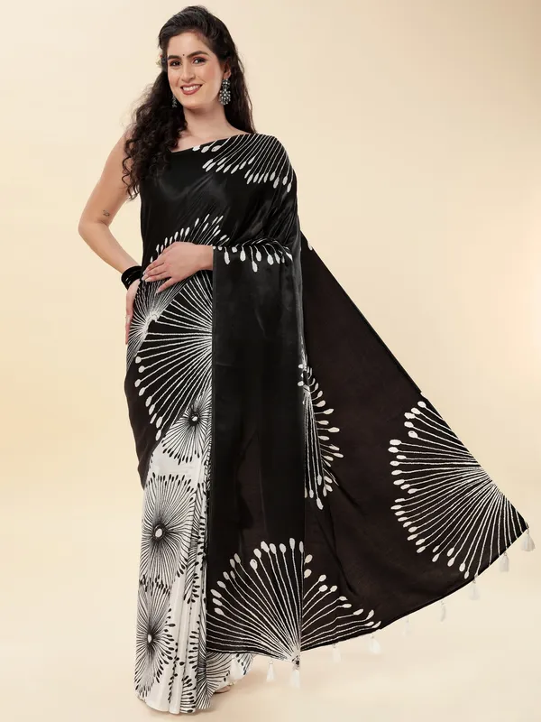 Suha_Womens_Fashion_Ethnic_Black_&_White_Color_Saree